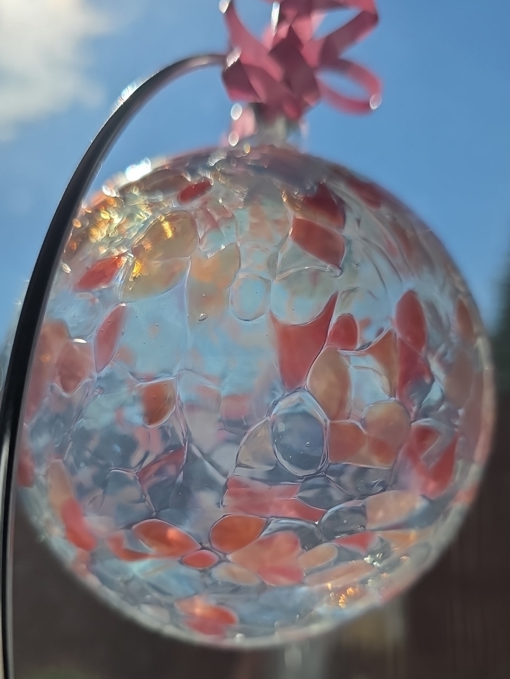 Cristal Lehrer French Hand-Blown Art Glass Sphere Pink/White Speckled Ornament - Picture 11 of 13